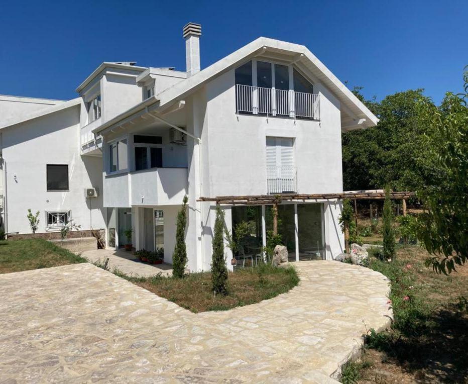 Soho B&B Фишано Екстериор снимка