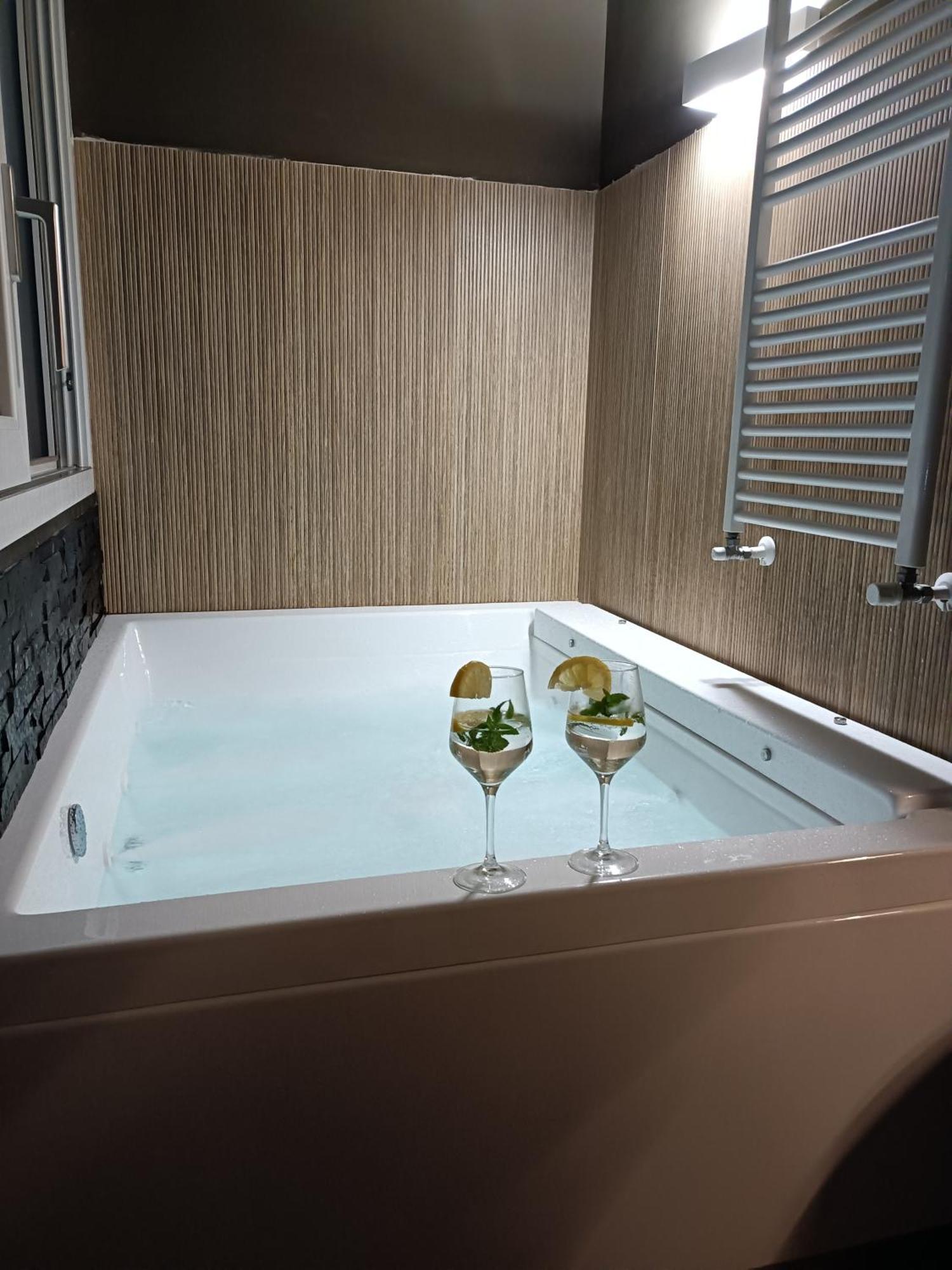 Soho B&B Фишано Екстериор снимка